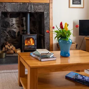 https://hillside-cottage.hotelsaberdeenuk.com